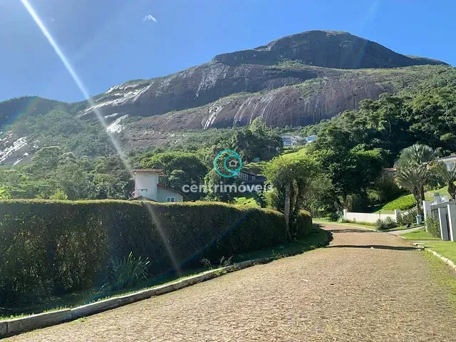 Terreno com 3786m², à venda, no bairro Samambaia em Petrópolis