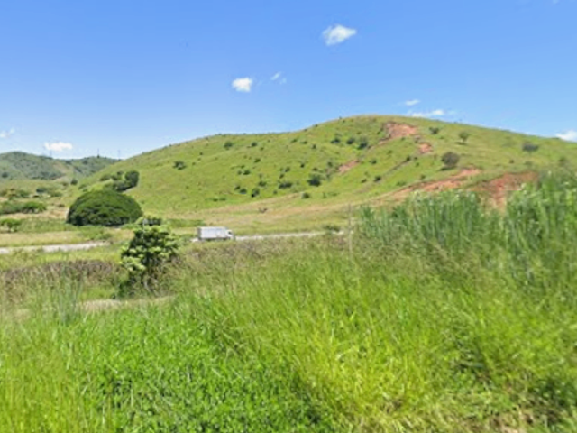 Terreno com 240m², à venda, no bairro Morada do Vale 3 em Governador Valadares