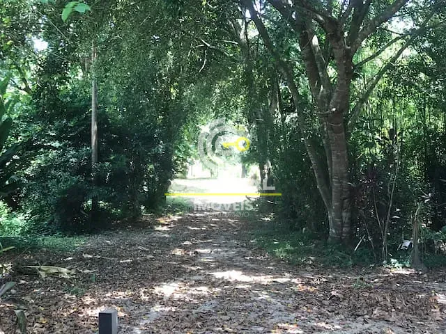 Terreno com 2000m², à venda, no bairro Guaratiba em Rio de Janeiro