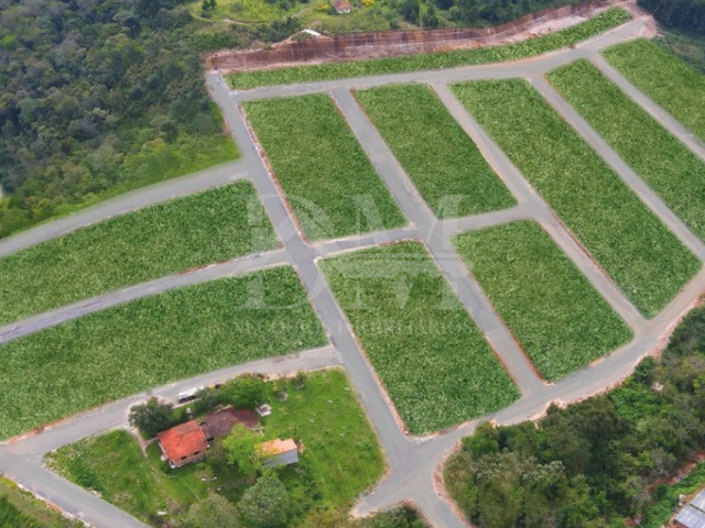 Terreno com 200m², à venda, no bairro Alto do Jaguar em Jaguariaíva