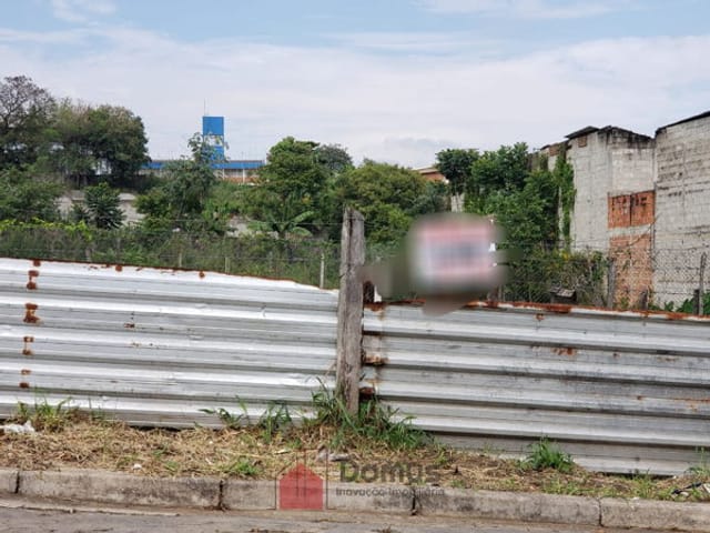 Terreno com 750m², à venda, no bairro Jardim Eloyna em Pindamonhangaba