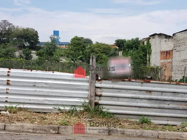 Terreno com 750m², à venda, no bairro Jardim Eloyna em Pindamonhangaba