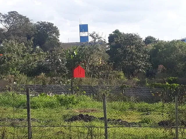 Terreno com 750m², à venda, no bairro Jardim Eloyna em Pindamonhangaba