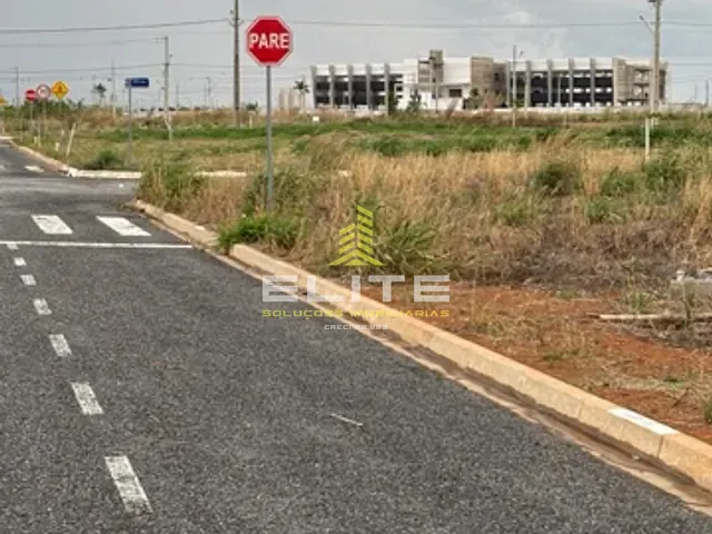 Terreno com 300m², à venda, no bairro Parque dos Poderes em Sorriso