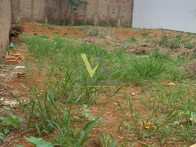 Terreno com 338m², à venda, no bairro Jardim Mirage em Anápolis