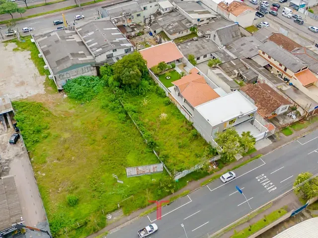 Terreno com 723m², para alugar, no bairro Boqueirão em Curitiba