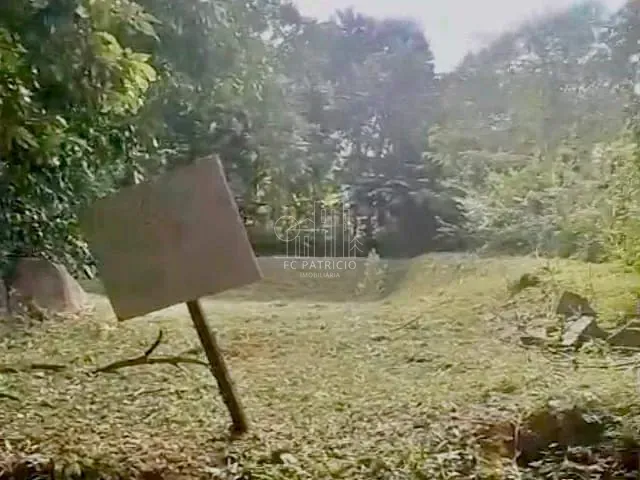 Terreno com 491m², à venda, no bairro Limoeiro em Guapimirim