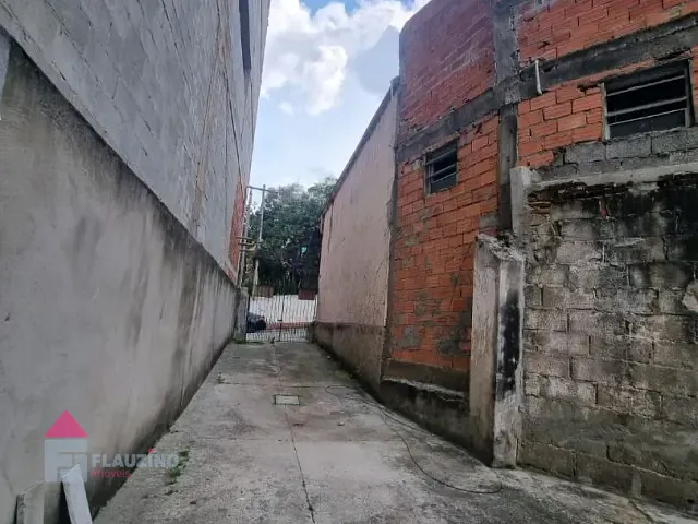 Terreno com 300m², à venda, no bairro Parque Arariba em São Paulo