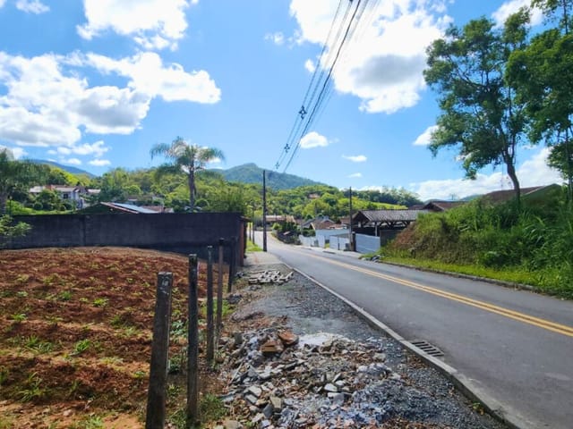Terreno com 1129m², à venda, no bairro Centro em Pomerode