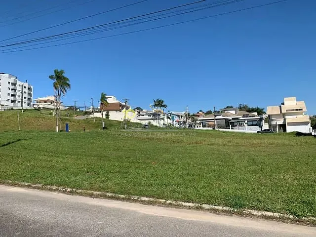Terreno com 608m², à venda, no bairro Cidade Universitária Pedra Branca em Palhoça