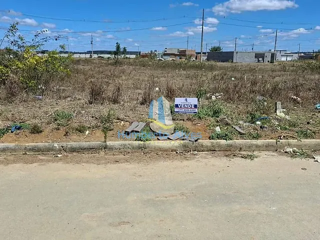 Terreno com 250m², à venda, no bairro Campinhos em Vitória da Conquista