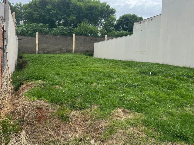 Terreno com 354m², à venda, no bairro Parque Nova Carioba em Americana