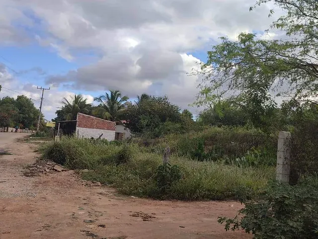 Terreno com 1100m², à venda, no bairro Área Rural de Paulo Afonso em Paulo Afonso