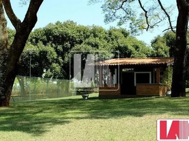 Terreno com 800m², à venda, no bairro Riviera de Santa Cristina I em Arandu