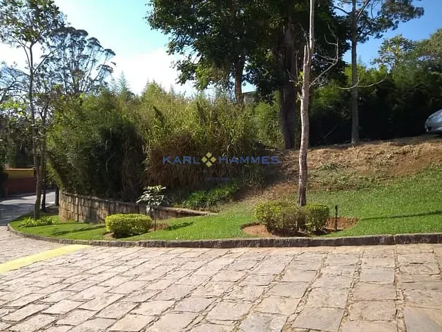 Terreno com 2652m², à venda, no bairro Itaipava em Petrópolis