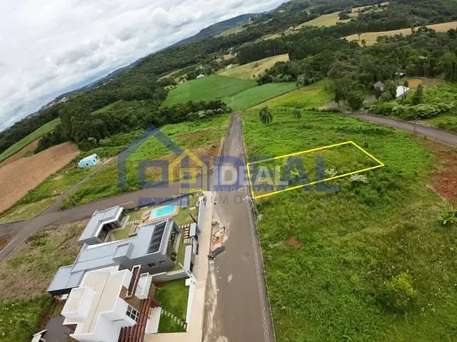 Terreno com 360m², à venda, no bairro Santa Terezinha em Concórdia