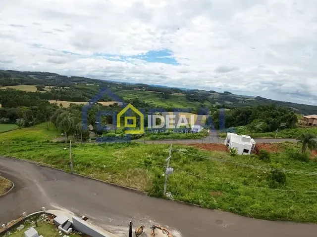 Terreno com 360m², à venda, no bairro Santa Terezinha em Concórdia