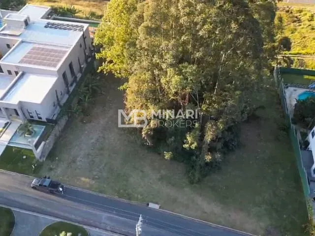 Terreno com 1960m², à venda, no bairro Tamboré em Barueri