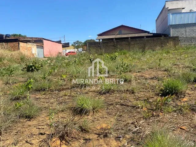Terreno com 398m², à venda, no bairro Jardim Buriti Sereno em Aparecida de Goiânia