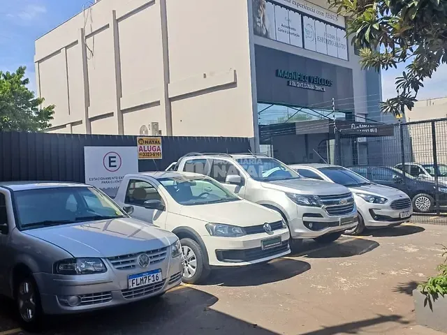 Terreno com 250m², para alugar, no bairro Conjunto Habitacional Violim em Londrina