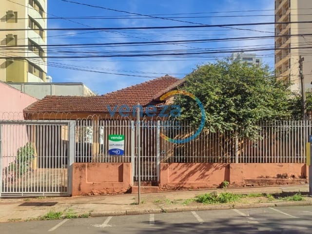 Terreno com 563m², à venda, no bairro Centro em Londrina