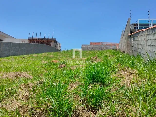 Terreno com 1118m², à venda, no bairro Jardim Centenário em Atibaia