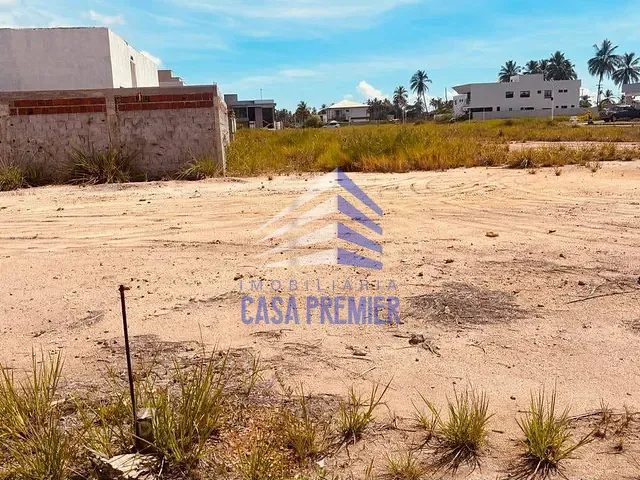 Terreno com 450m², à venda, no bairro Nossa Senhora da Vitória em Ilhéus