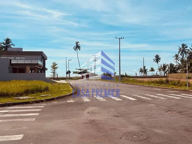 Terreno com 450m², à venda, no bairro Nossa Senhora da Vitória em Ilhéus