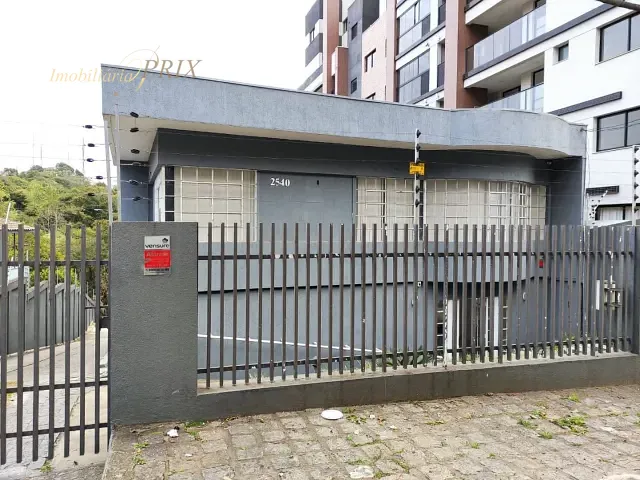 Terreno com 1678m², à venda, no bairro Bom Retiro em Curitiba