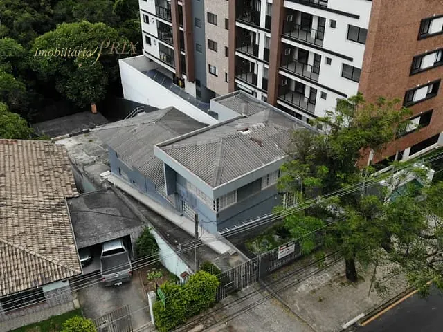 Terreno com 1678m², à venda, no bairro Bom Retiro em Curitiba