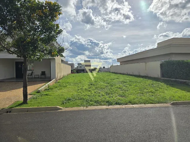 Terreno com 360m², à venda, no bairro Residencial Alto do Castelo em Ribeirão Preto