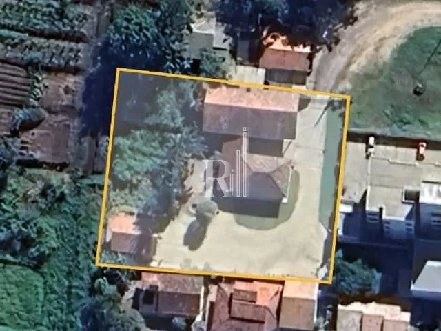 Terreno com 2550m², à venda, no bairro Centro em Tijucas