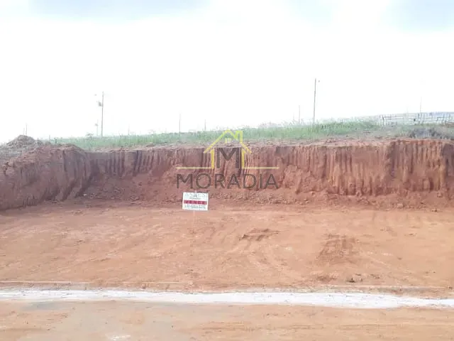 Terreno com 375m², à venda, no bairro Residencial Vale da Mata  em Guaxupé
