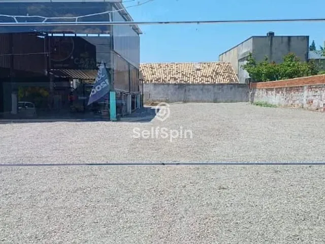 Terreno com 450m², para alugar, no bairro Piratininga em Niterói