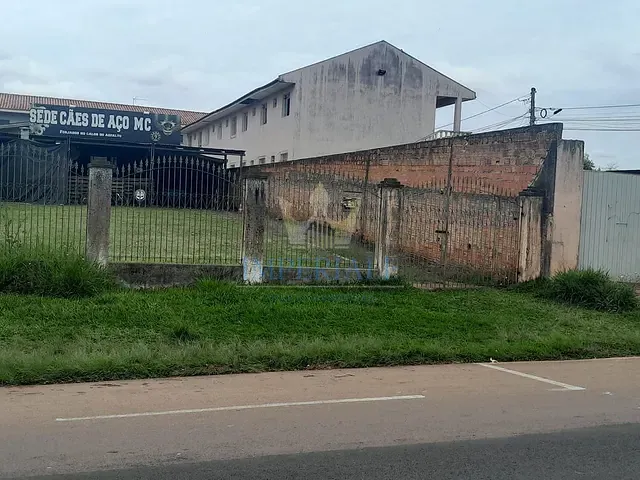 Terreno com 1m², à venda, no bairro Uvaranas em Ponta Grossa