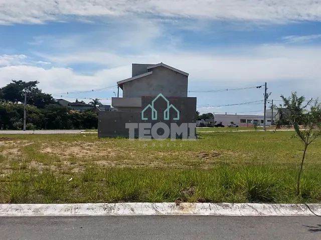 Terreno com 250m², à venda, no bairro Terras de Benvira em Tremembé