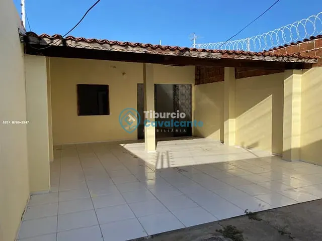 Casa 1 quarto e 2 banheiros, à venda, no bairro Novo Maranguape II em Maranguape