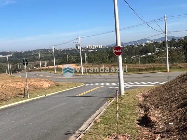 Terreno com 250m², à venda, no bairro Cézar de Souza em Mogi das Cruzes