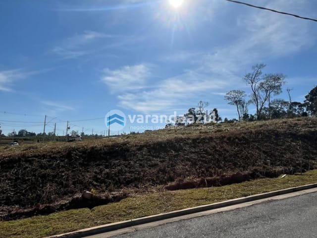Terreno com 250m², à venda, no bairro Cézar de Souza em Mogi das Cruzes