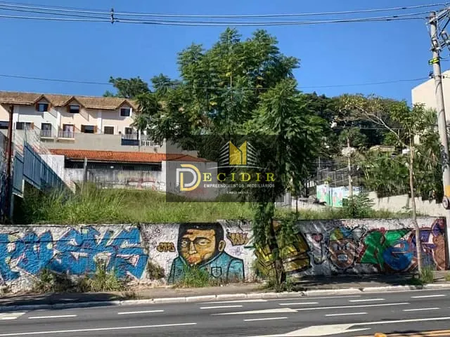 Terreno com 900m², para alugar, no bairro Vila Andrade em São Paulo