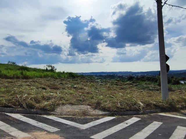 Terreno com 455m², à venda, no bairro Loteamento Solario da Mantiqueira em São João da Boa Vista