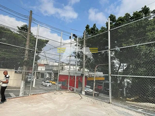 Terreno com 15m², para alugar, no bairro Penha em São Paulo