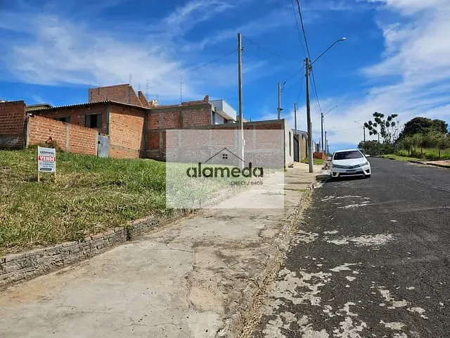 Terreno com 260m², à venda, no bairro Res. Pompéia 3 em Jacarezinho