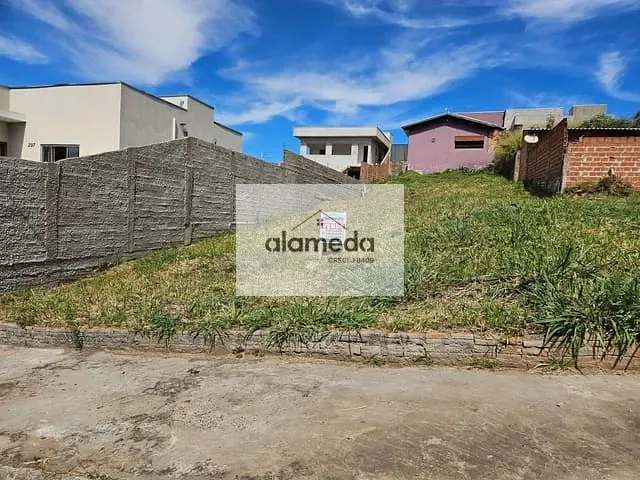 Terreno com 260m², à venda, no bairro Res. Pompéia 3 em Jacarezinho