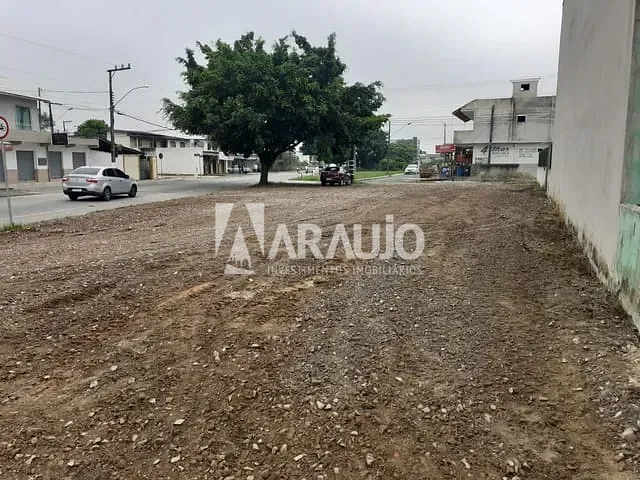 Terreno com 560m², à venda, no bairro Cidade Nova em Itajaí