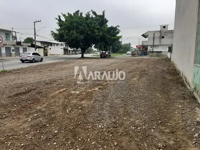 Terreno com 560m², à venda, no bairro Cidade Nova em Itajaí