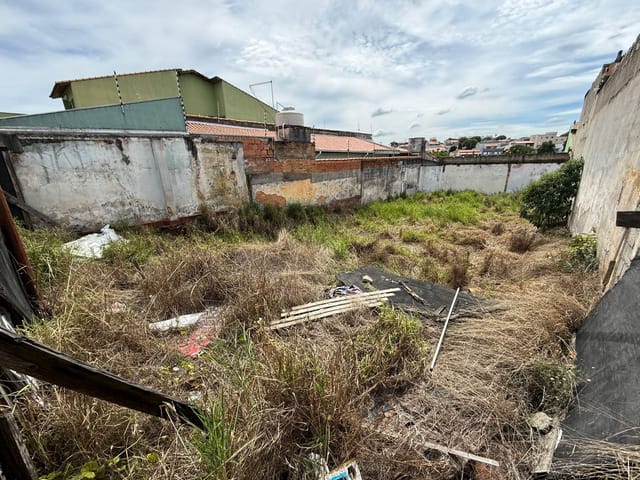 Terreno com 250m², à venda, no bairro Parque Erasmo Assunção em Santo André