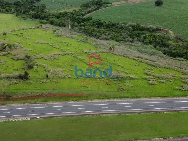 Terreno com 72600m², à venda, no bairro Guarapó em Tatuí