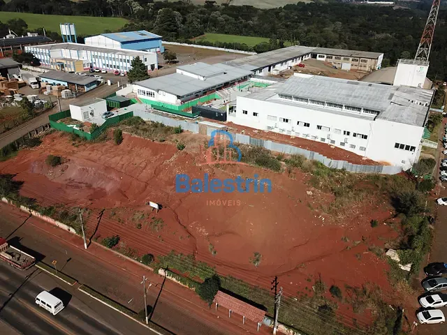 Terreno com 954m², à venda, no bairro Centro em Fraiburgo