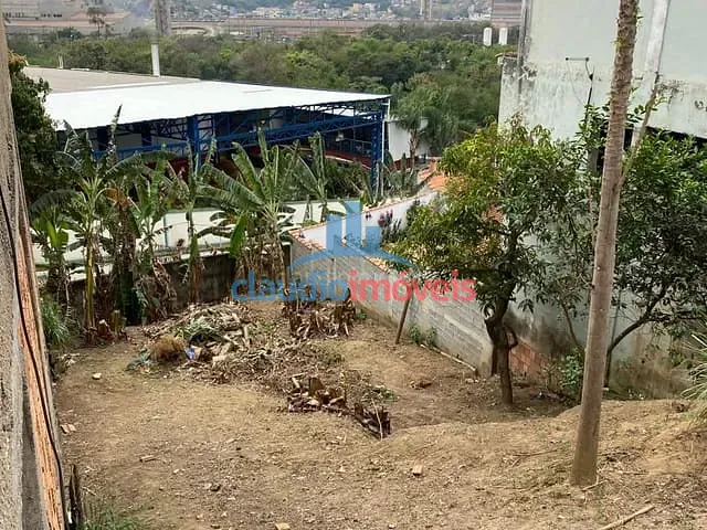 Terreno à venda, no bairro Santa Maria II em Barra Mansa